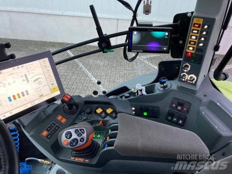 CLAAS AXION 870 Trattori
