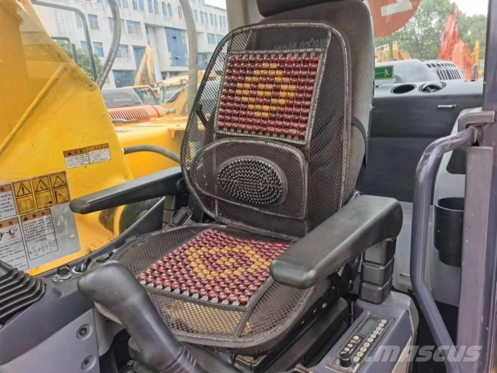 Komatsu PC 200-8 Escavatori cingolati
