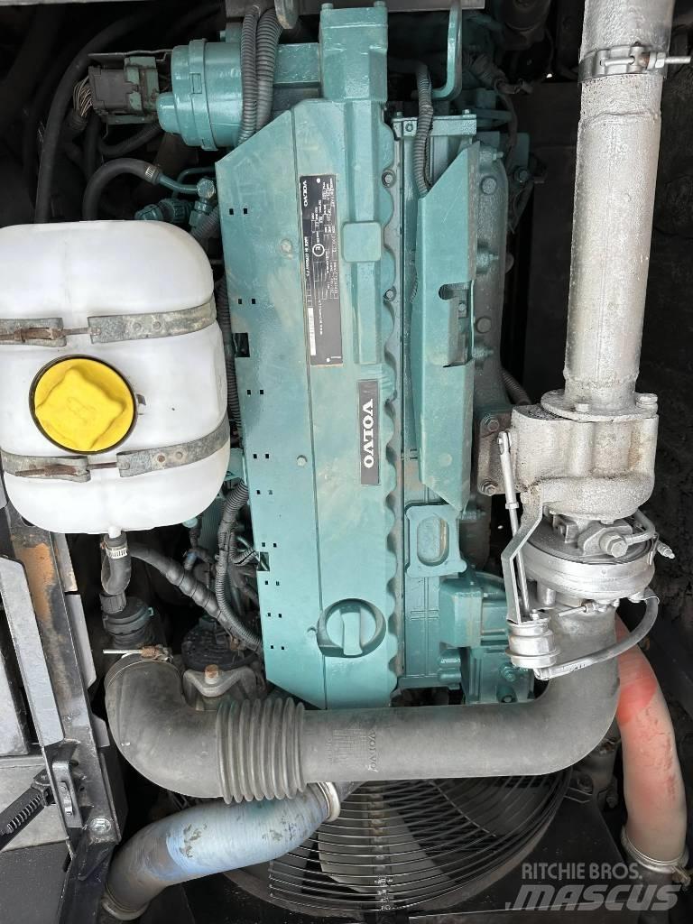 Volvo EC210D Escavatori cingolati