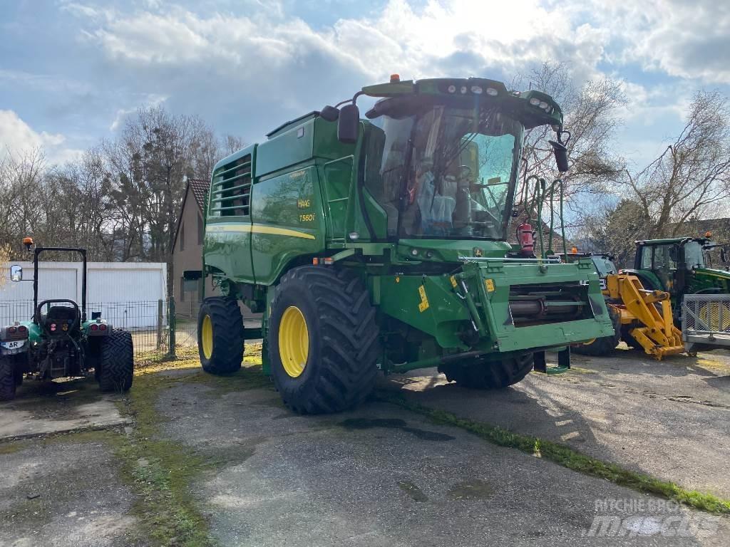 John Deere T560 HM Mietitrebbiatrici