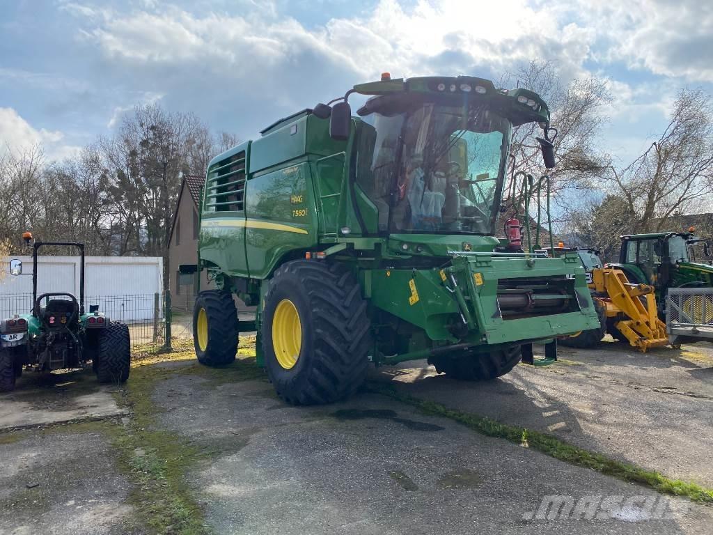 John Deere T560 HM Mietitrebbiatrici