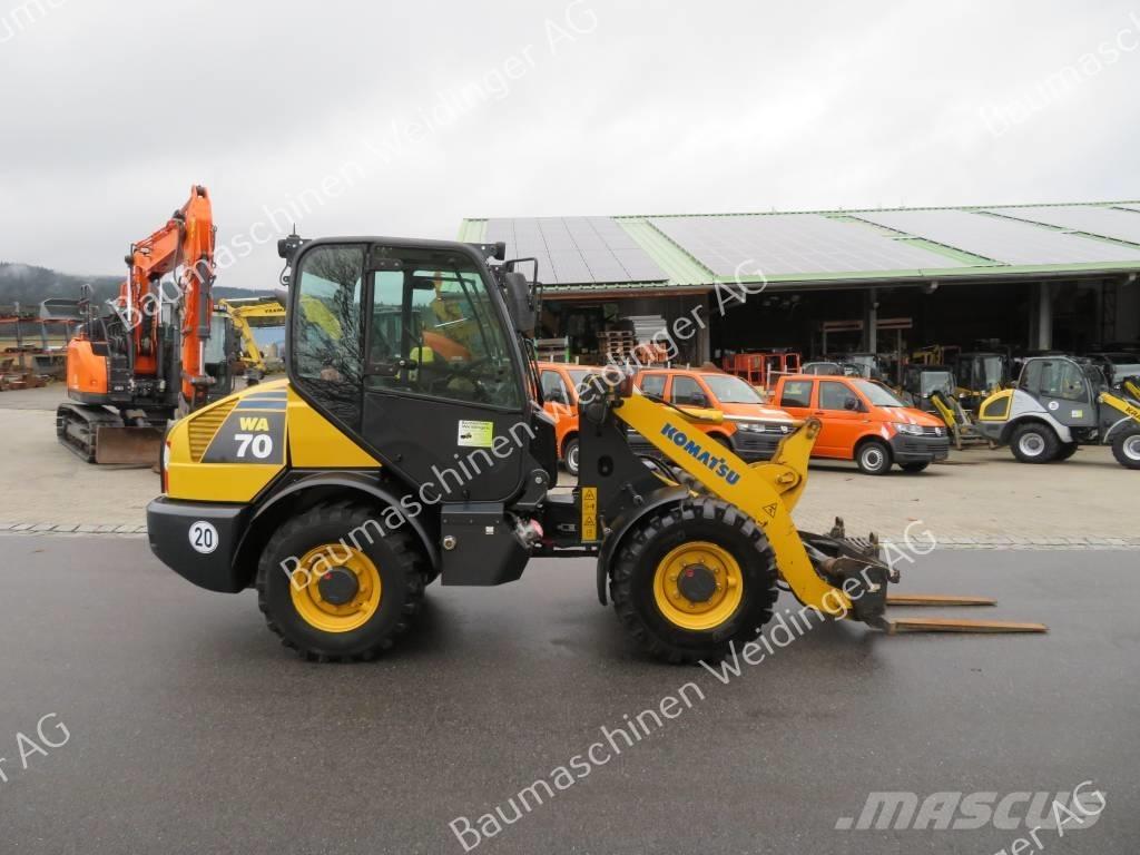 Komatsu WA 70-6 Pale gommate