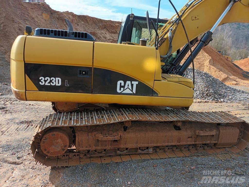 CAT 323 DL Escavatori cingolati