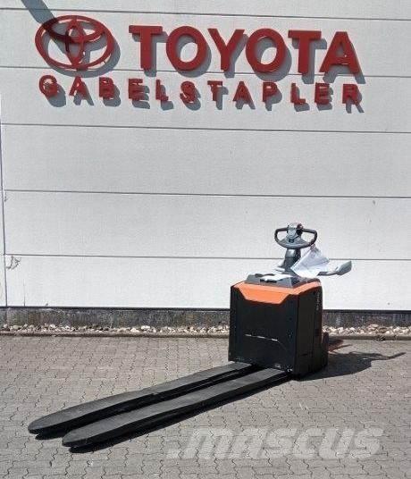 Toyota LPE 250 Transpallet manuale