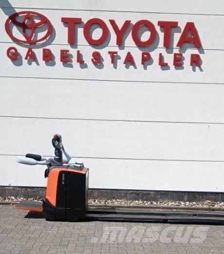 Toyota LPE 250 Transpallet manuale