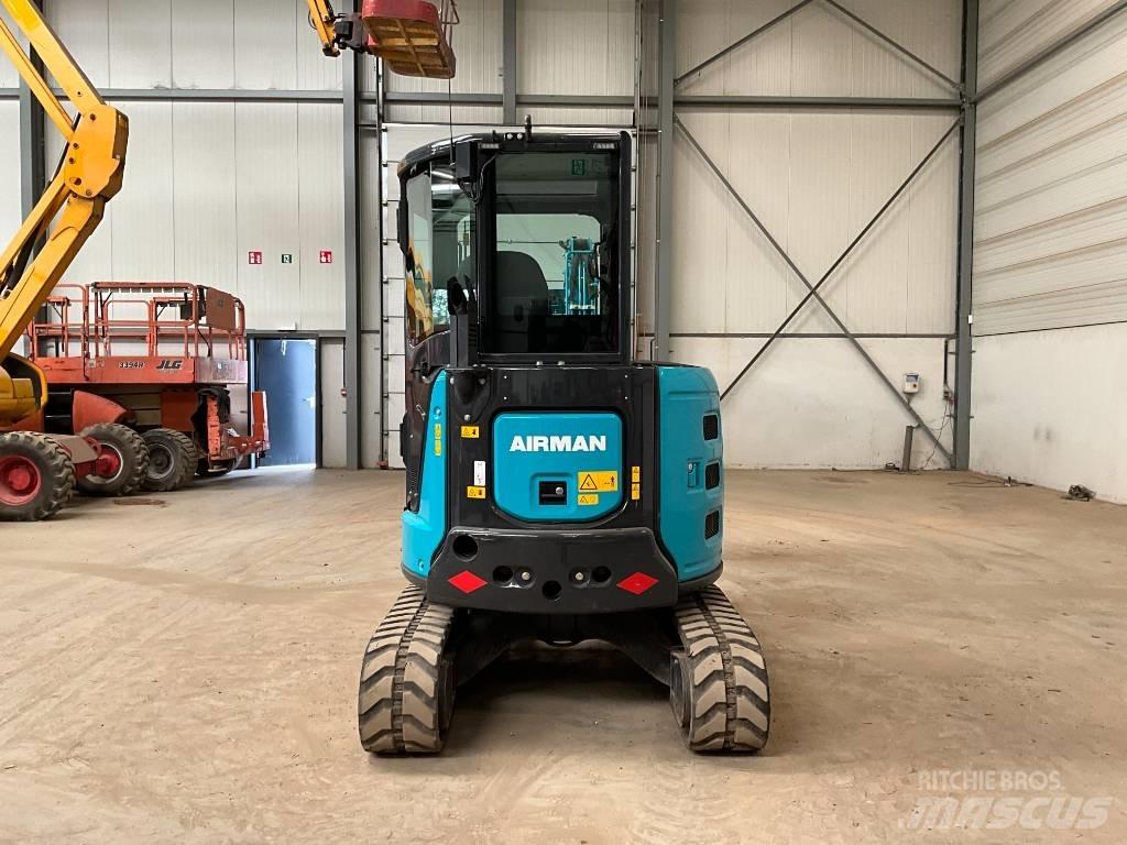 Airman AX 33 U-7 Miniescavatori