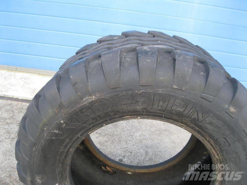 Vredestein 380/55R17 Pneumatici, ruote e cerchioni