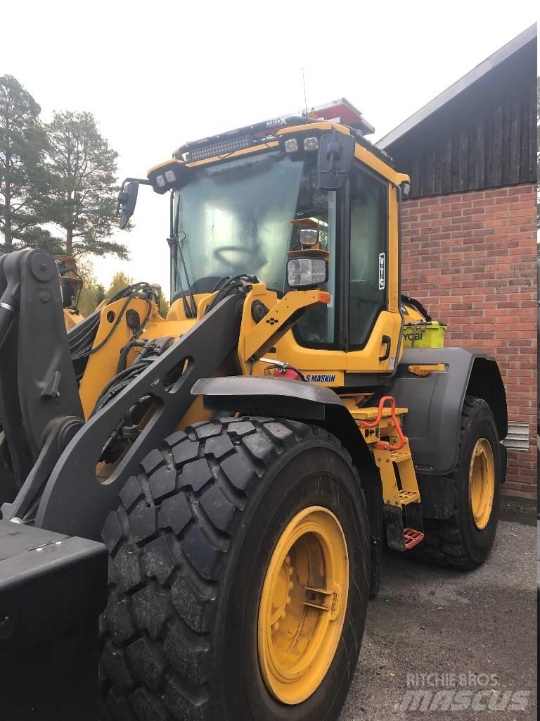 Volvo L90H Pale gommate