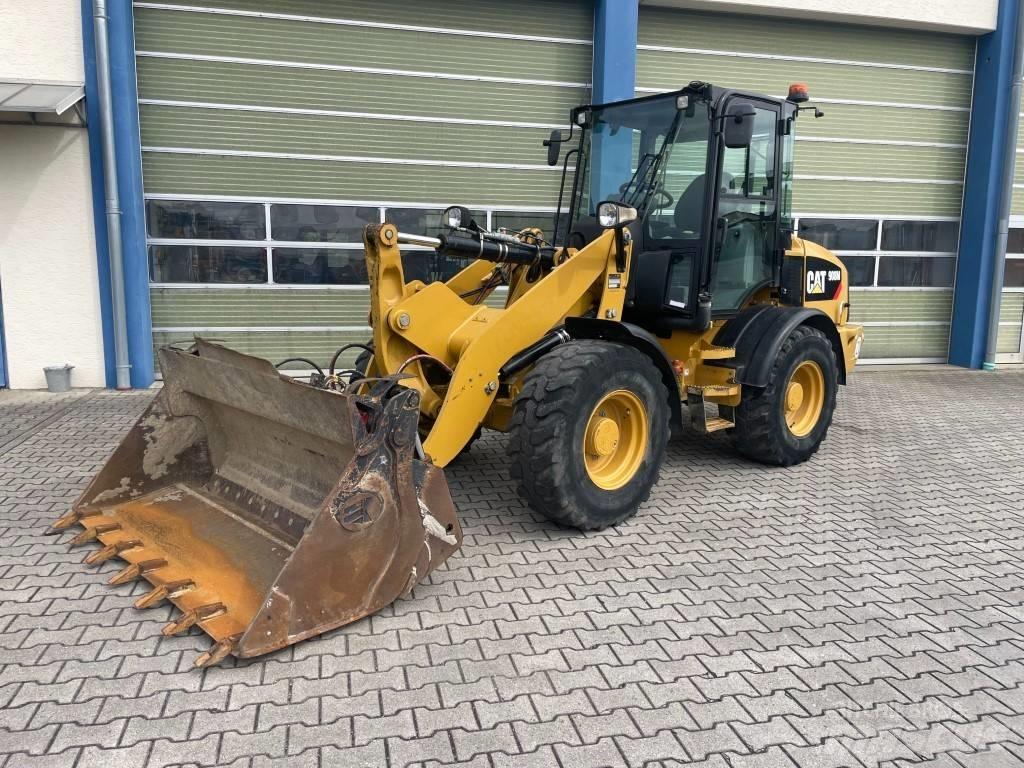 CAT 908 M Pale gommate