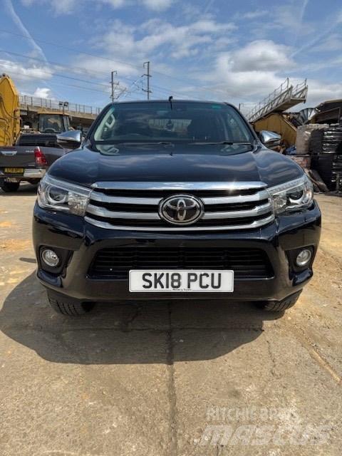 Toyota Hilux Pick up/Fiancata ribaltabile