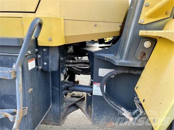 Komatsu WA320 Pale gommate