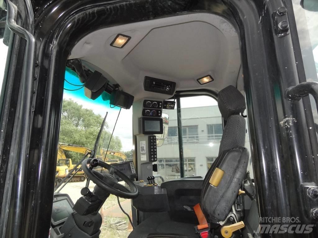 CAT 962 M Pale gommate