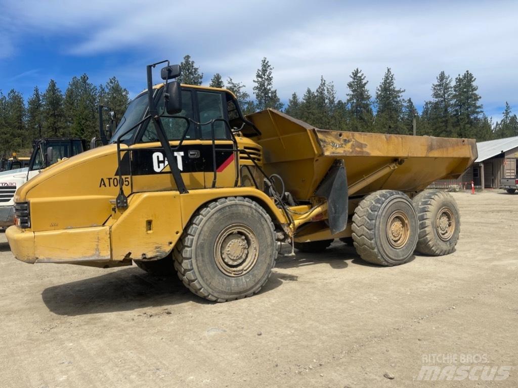 CAT 725 Dumpers articolati