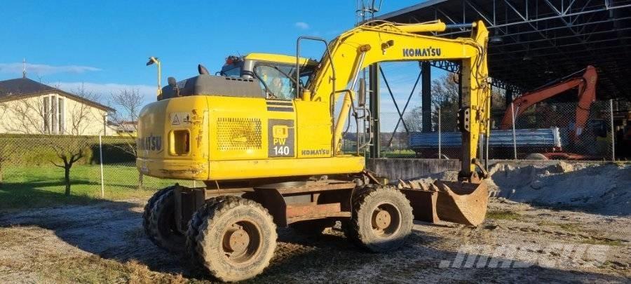 Komatsu PW 140-7 Escavatori gommati