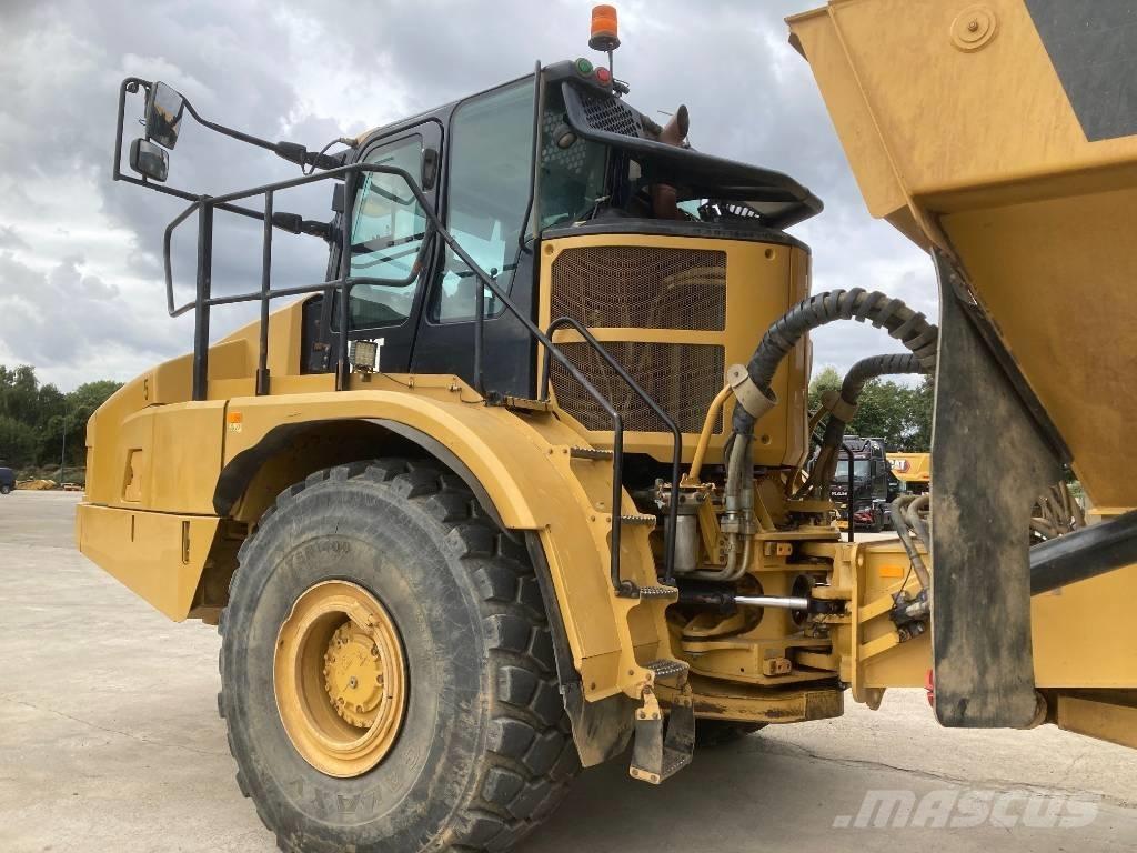 CAT 745 Dumpers articolati