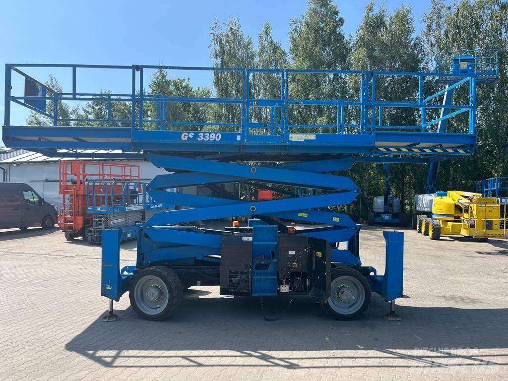 Genie GS 3390 RT Piattaforme a pantografo