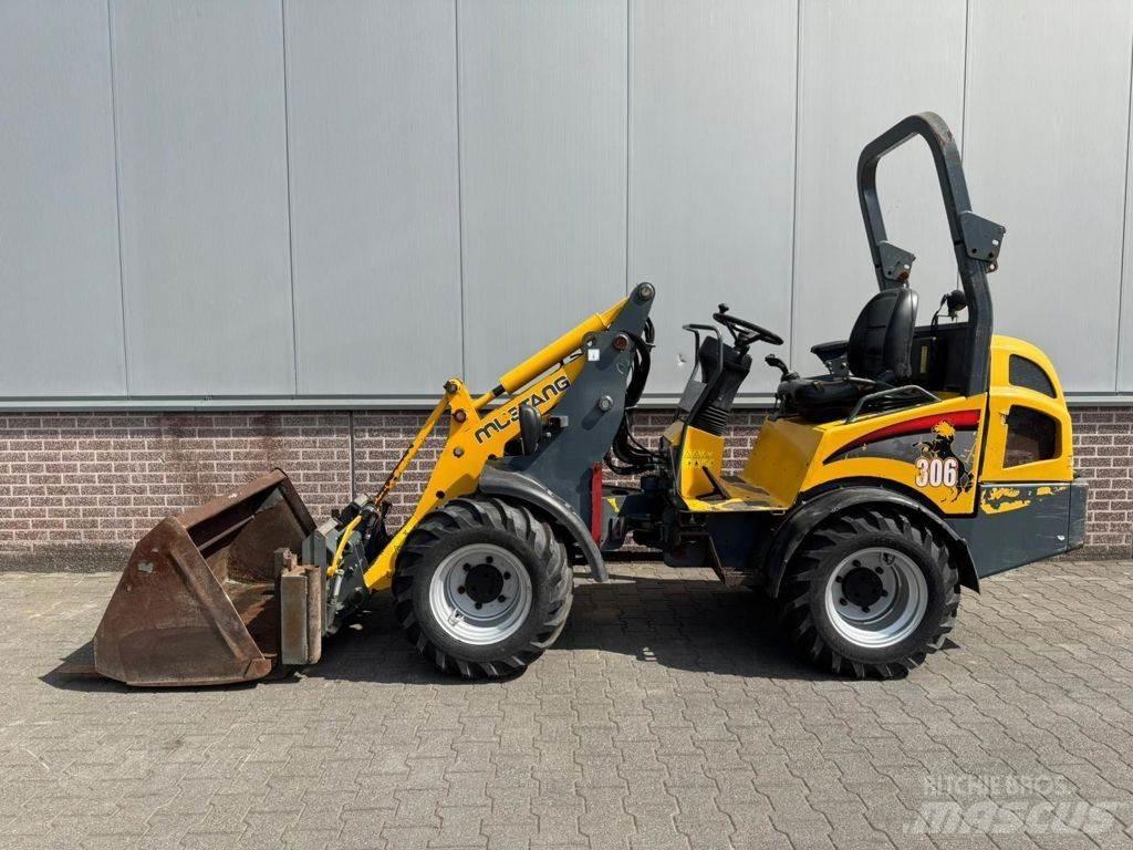 Gehl MUS AL306 Pale gommate