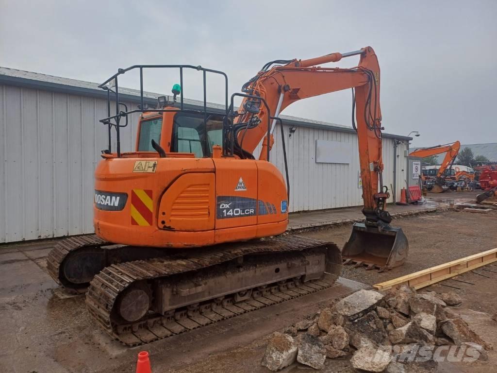 Doosan DX 140 LCR-3 Escavatori cingolati