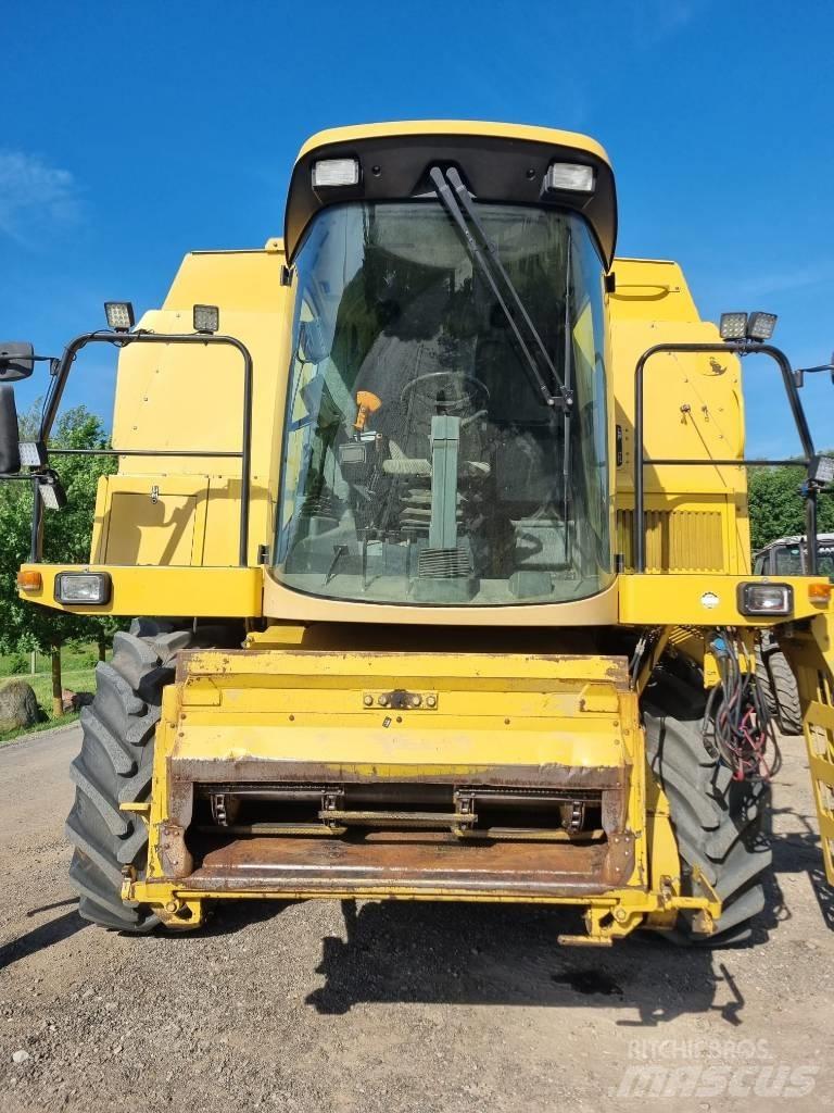 New Holland TX 68 Mietitrebbiatrici