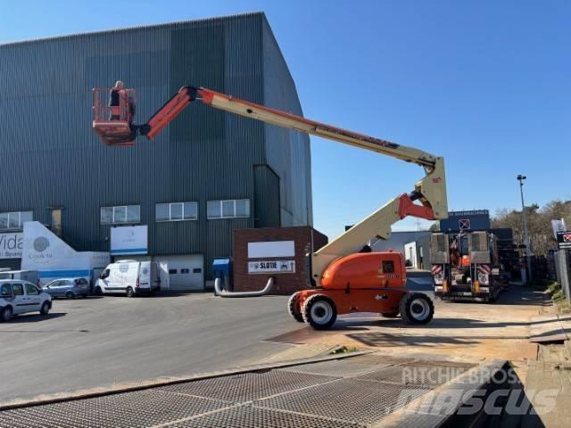 JLG 800 AJ Piattaforme a braccio articolato