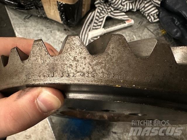 ZF 35:11 Assi