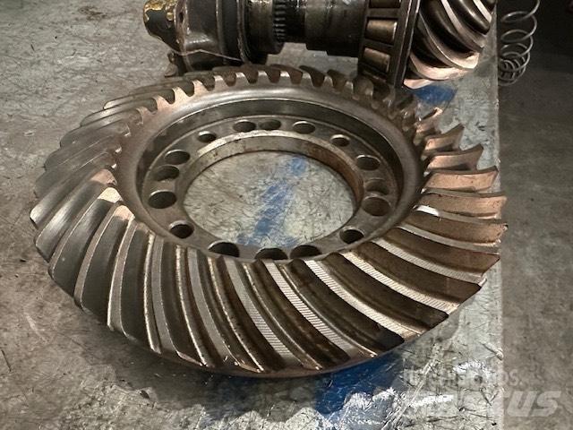 ZF 35:11 Assi