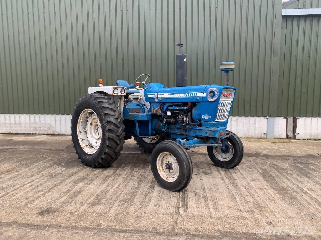 Ford 7000 Trattori