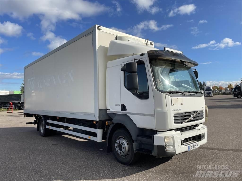 Volvo FL240 4x2 Camion cassonati
