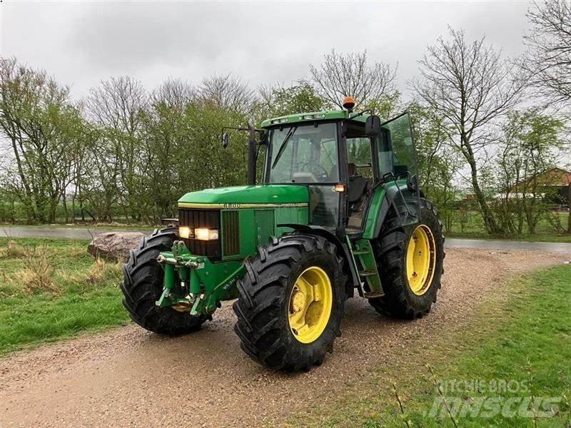 John Deere 6800 Trattori