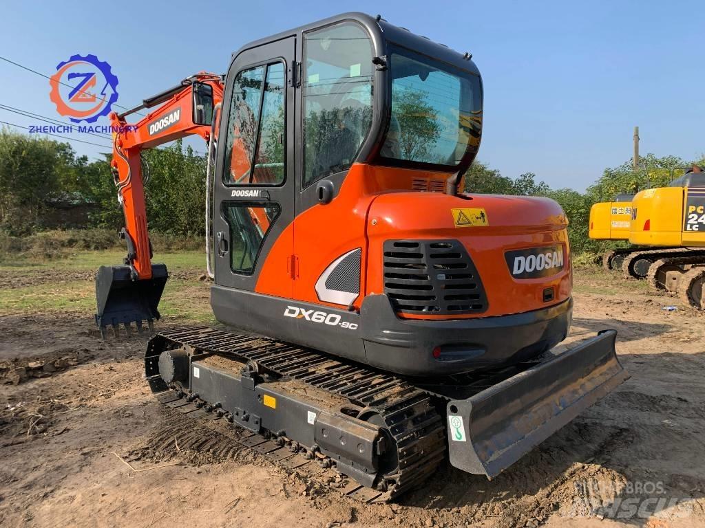 Doosan DX 60 Miniescavatori