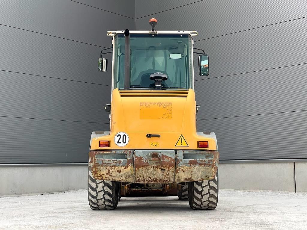 Liebherr L 506 Pale gommate