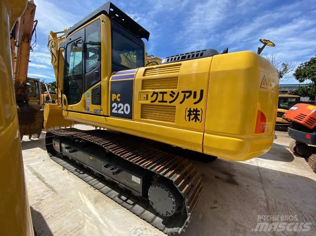 Komatsu PC220-7 Escavatori cingolati