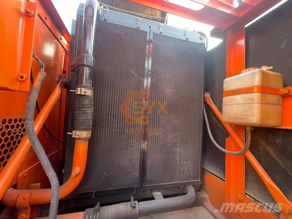 Doosan 220 LC-7 Escavatori cingolati
