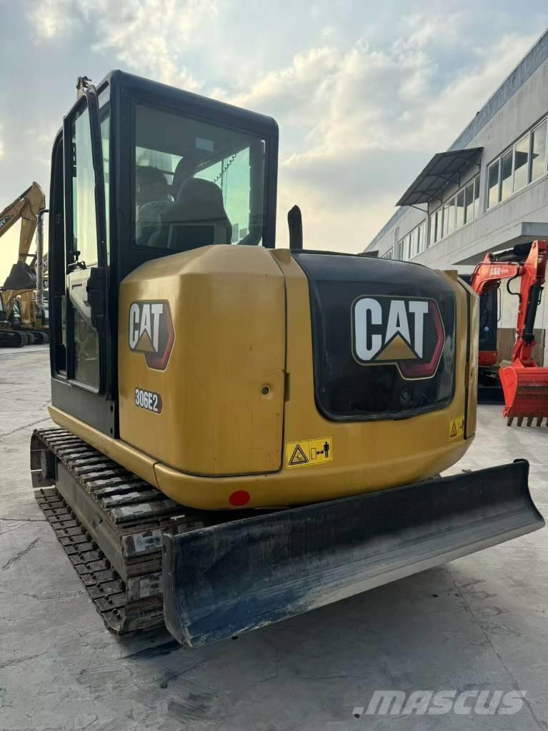 CAT 306E2 Miniescavatori