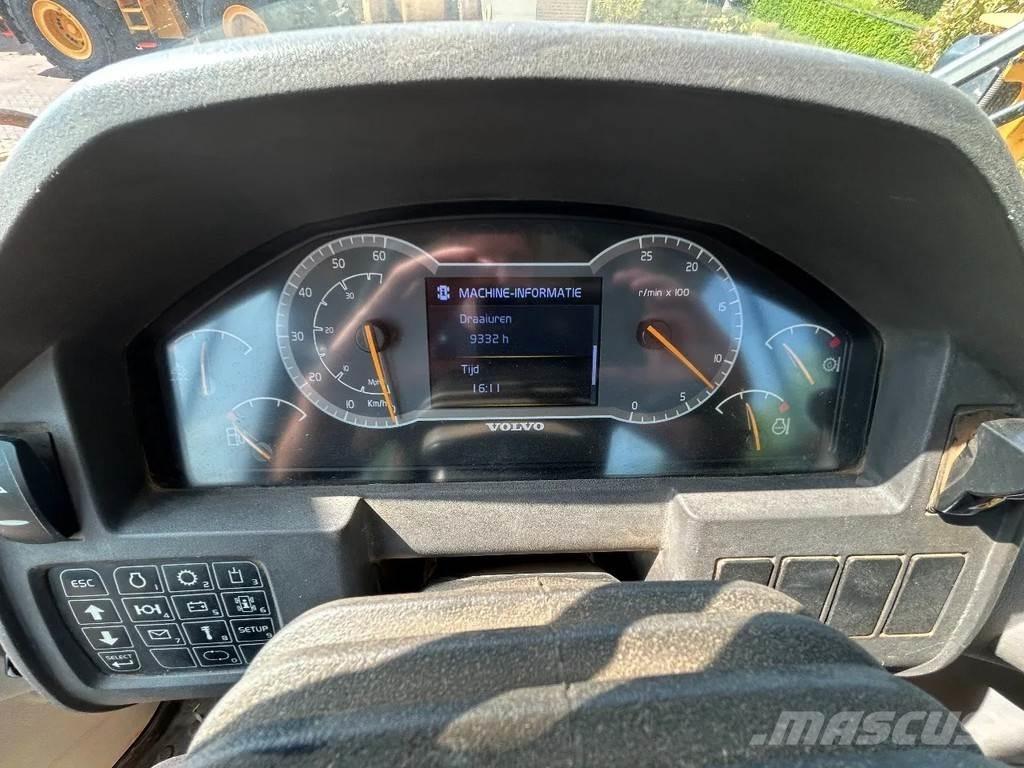 Volvo L90 H Pale gommate