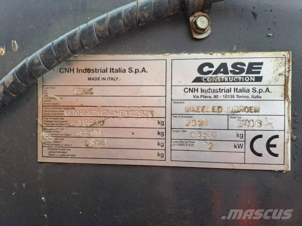 CASE 821g Pale gommate