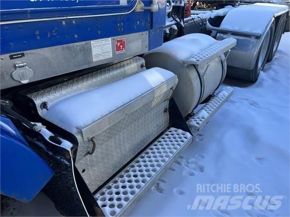 Kenworth T800 Motrici e Trattori Stradali