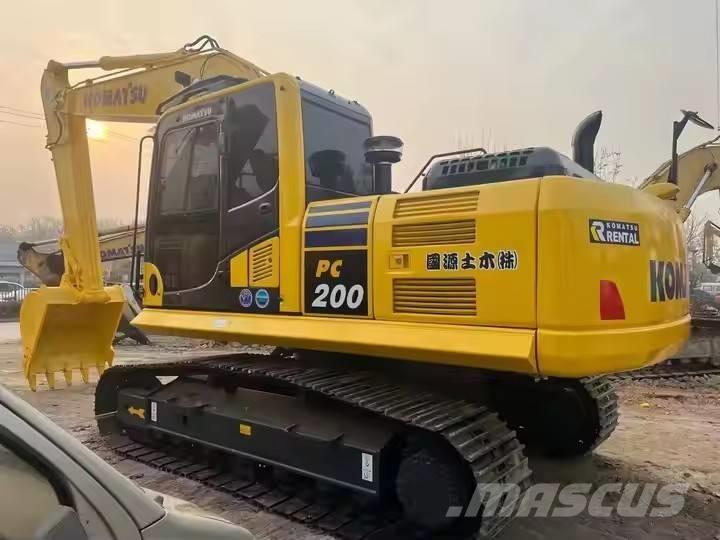 Komatsu PC 200 Escavatori cingolati