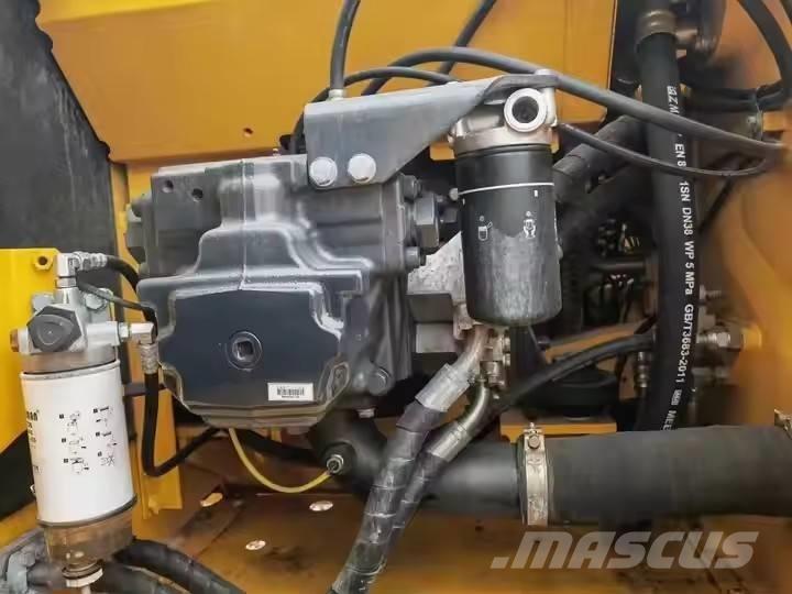 Komatsu PC 200 Escavatori cingolati