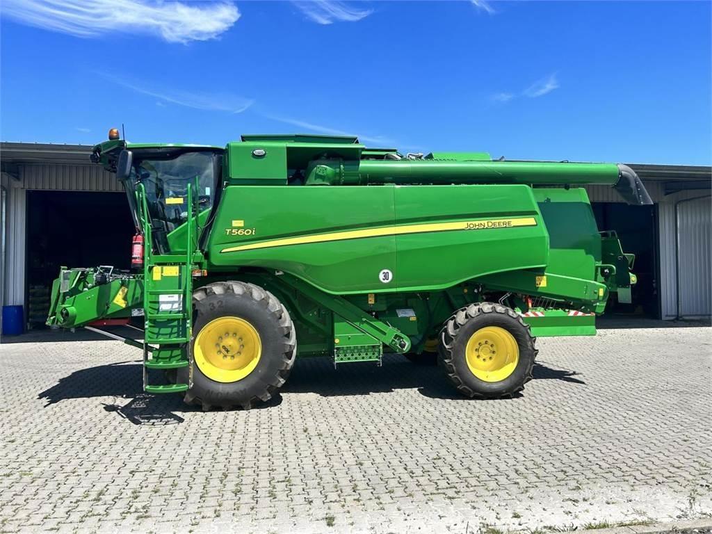 John Deere T560 Mietitrebbiatrici