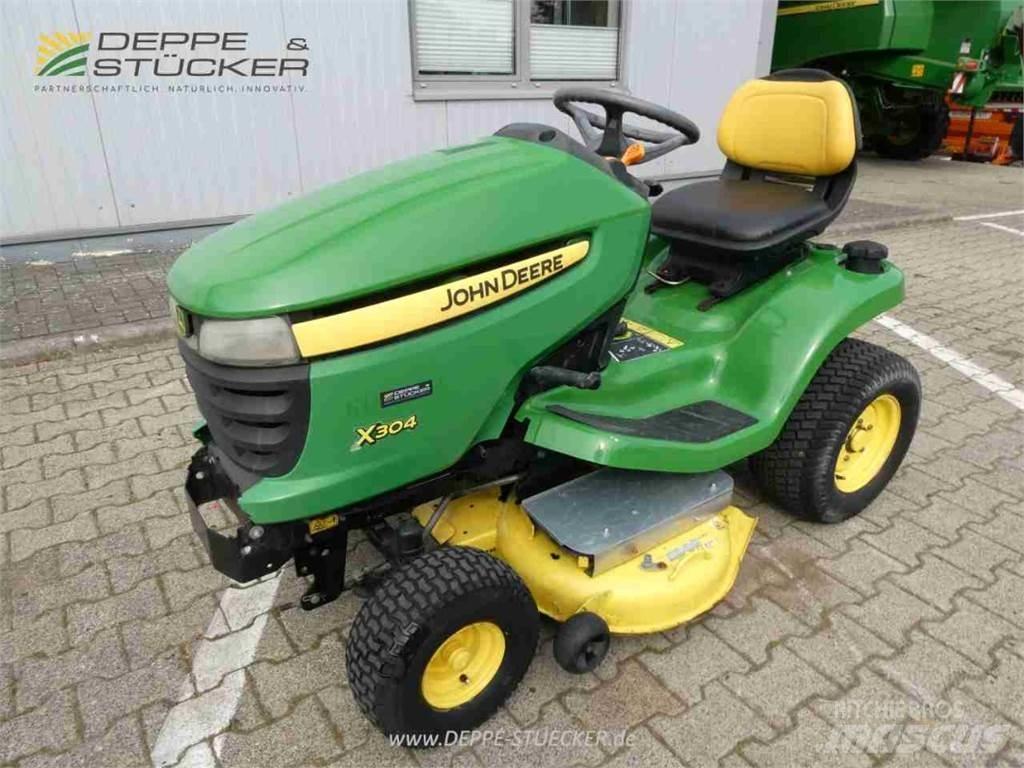 John Deere X304 Falciatrici