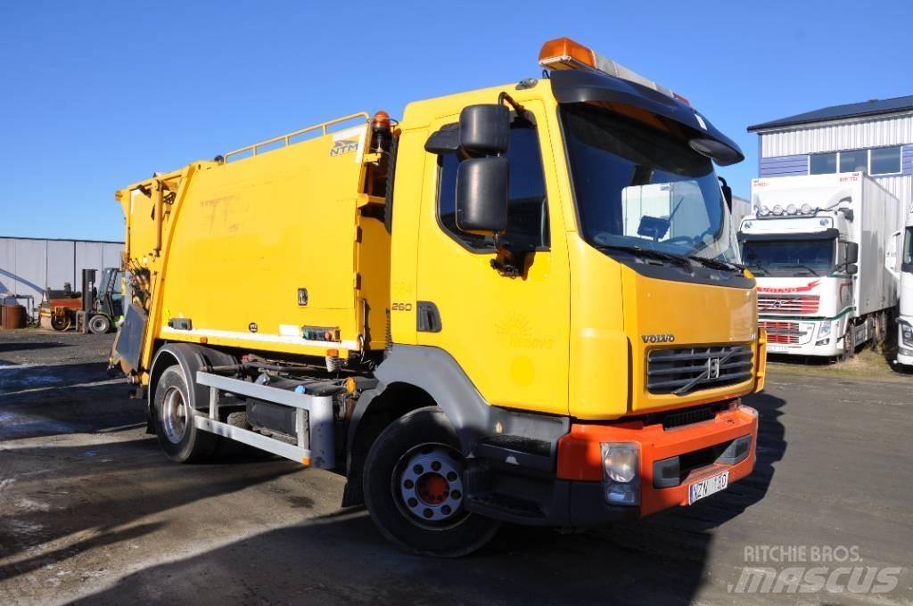 Volvo FL 4X2 Camion dei rifiuti