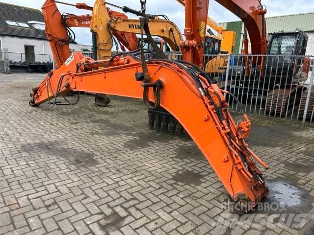 Hitachi ZX 130 Retroescavatori