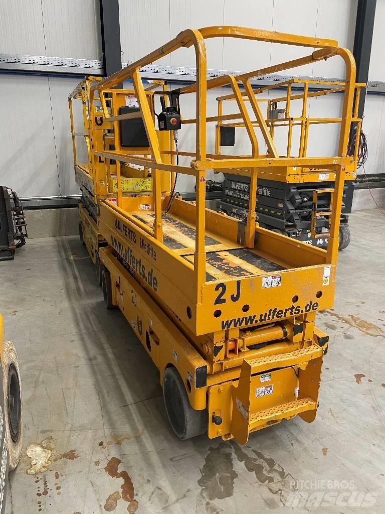 Haulotte Compact 8 Piattaforme a pantografo