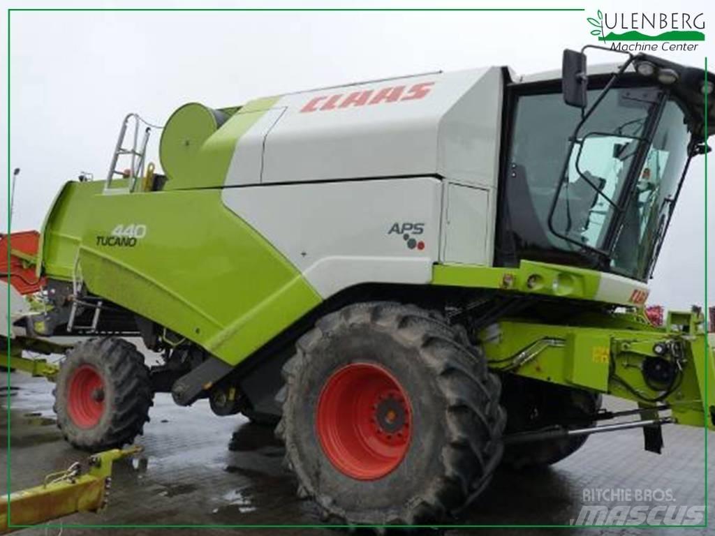 CLAAS Tucano 440 Mietitrebbiatrici