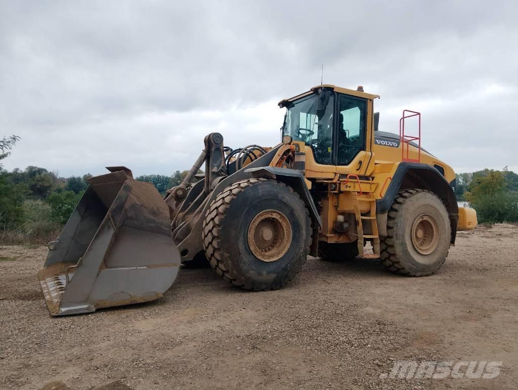 Volvo L 150 H Pale gommate