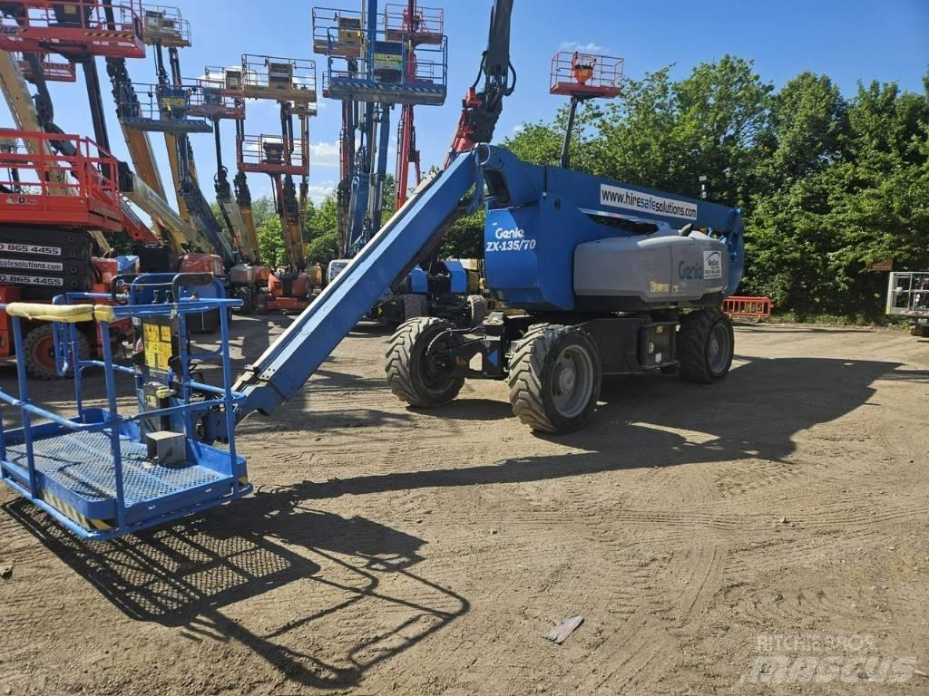 Genie ZX 135/70 Piattaforme a braccio articolato