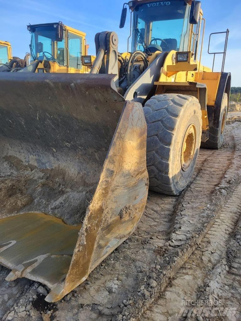 Volvo L 150 E Pale gommate