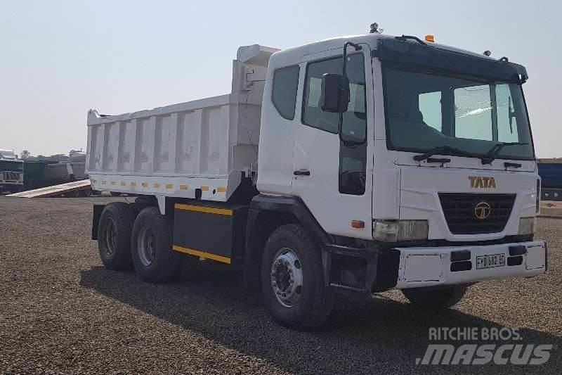 Tata Novus 3434 Camion altro