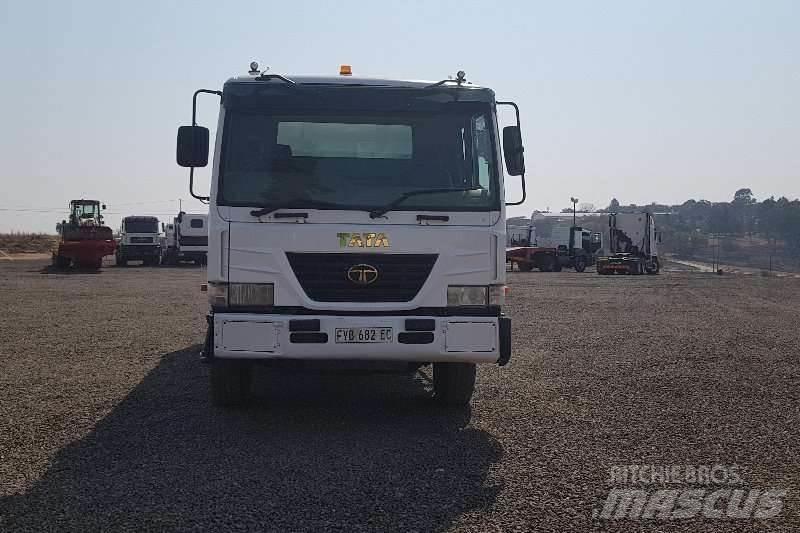 Tata Novus 3434 Camion altro